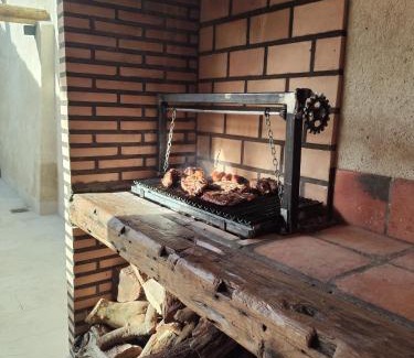 Valverde del Majano House | Experience Casa de Agustín: Guest Rated 9.8 & Pet Friendly
