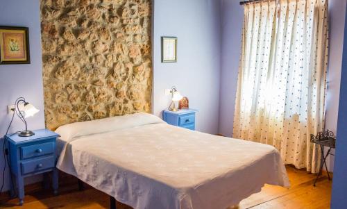 Cofino House | Discover Casa de Aldea el Navaron: Family and Pet Friendly Retreat