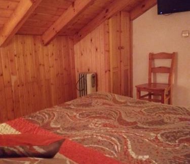 Cangas de Onis House | Discover Casa de Aldea La Ablanera: Pet-Friendly Retreat