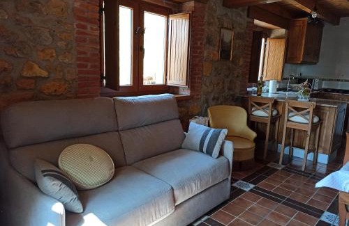 Soto de Cangas House | Discover Casa de Aldea La Xunta: 4-Star Family Getaway