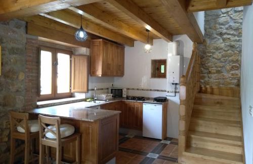 Soto de Cangas House | Discover Casa de Aldea La Xunta: 4-Star Family Getaway
