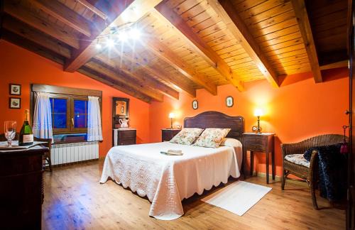 Santianes de Ola House | Family-Friendly Casa de Aldea Riosol with a 9.5 Rating