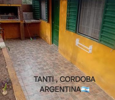 Tanti House | Relax at Casa de alquiler 2: Poolside Family Retreat