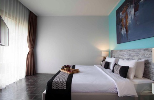 Cigadung House | Pet-Friendly Getaway at Casa De Apple with Breakfast Included