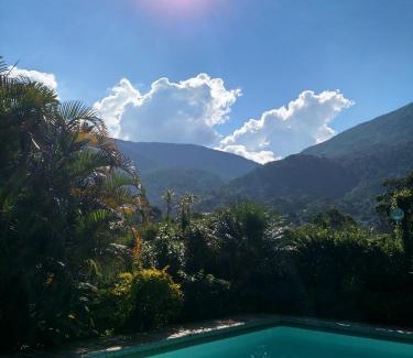 Araras House | Discover Casa de Araras: Pet-Friendly Oasis with Ocean Views