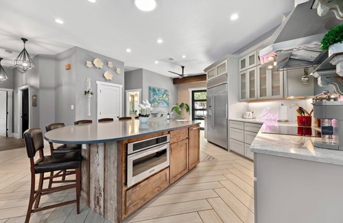 Austin Lake Estates House | Exclusive Casa de Austin: Private Retreat with Pool & Spa