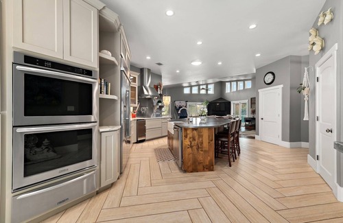 Austin Lake Estates House | Exclusive Casa de Austin: Private Retreat with Pool & Spa