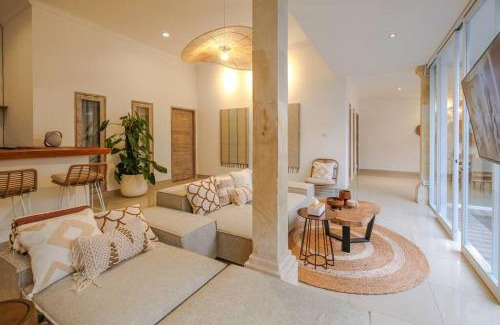 Sunset Road Villa | Casa De Beji Seminyak