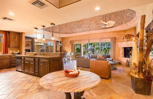 Puerto Penasco Villa | Exquisite Casa de Bella Suenos: Beachfront Villa with Pool