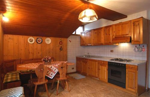 Falcade Apartment | Top-Rated Casa De Biasio PM: Family & Pet Friendly Stay