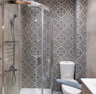 Drimonas Apartment | Exceptional Casa De Blue: Top-Rated Stay for Families