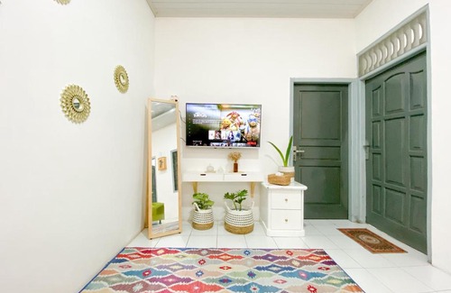 Semarang House | Family-Friendly Retreat at Casa de Bohemia Semarang