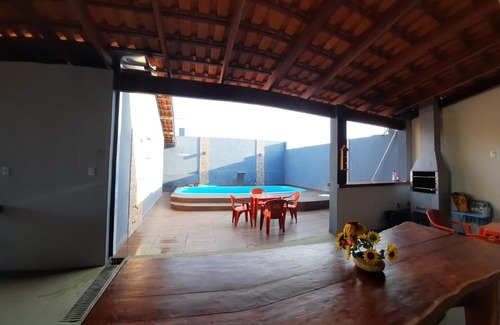 Sao Joao Batista do Gloria House | Explore Casa de Temporada: Pool, Free Parking & Nature Awaits