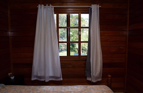 Marechal Floriano House | Cozy Casa de Campo with BBQ, Spa & Family Amenities