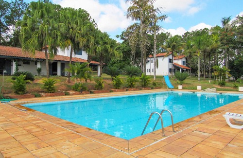 Porto Feliz House | Relax at Casa de Campo with Pool and Spa in Porto Feliz