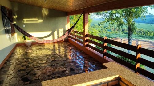 Ceu Azul House | Discover Casa de Campo Chácara Estância Caramuru Retreat