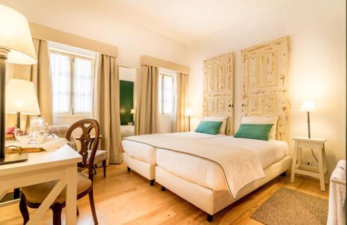 Mira House | Oceanfront Bliss at Casa De Campo Colmeal with Pool Access