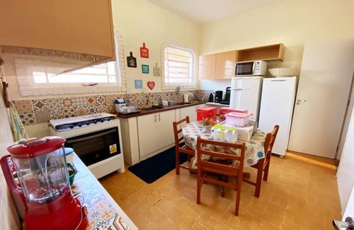 Valinhos Cottage | Casa de Campo: Family-Friendly Getaway with Pool & Spa