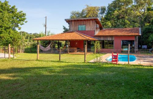 Dourados House | Family-Friendly Casa de Campo with Pool near Dourados Airport