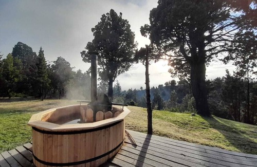 Los Alerces National Park Cabin | Cozy Casa de Campo with Hot Tub in Trevelin for Families