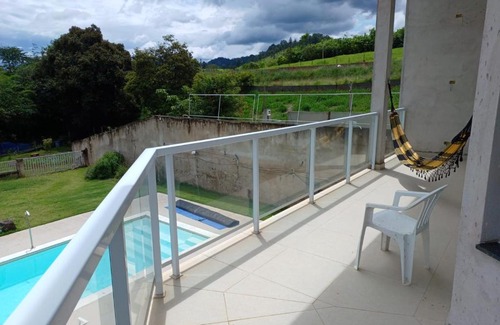 Joanopolis House | Relax at Casa de Campo: Pet-Friendly Retreat with Pool