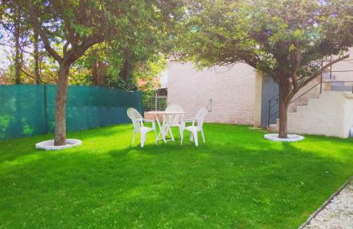 Malpica de Bergantinos House | Discover Casa de Campo: A 4-Star Pet-Friendly Retreat