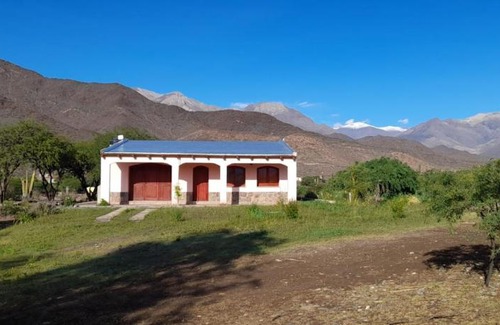 Cachi House | Pet-Friendly Casa de CAMPO HUAKA HUASY with Breakfast Included