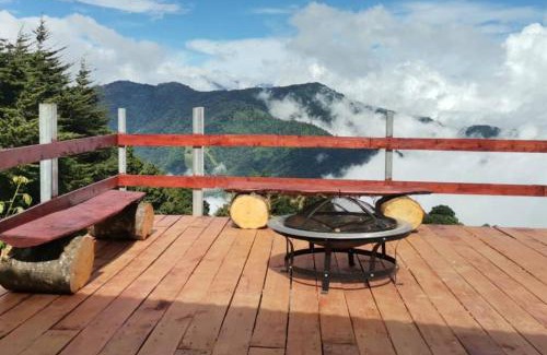 Rivas House | Pet-Friendly Casa de Campo Jaulares with Breakfast Included