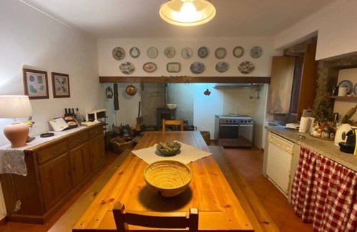 Padornelo Cottage | Welcoming Casa de Campo in Paredes de Coura for Families