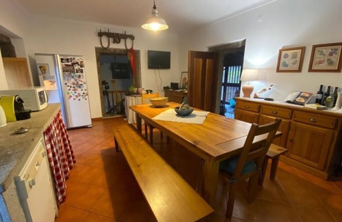 Padornelo Cottage | Welcoming Casa de Campo in Paredes de Coura for Families