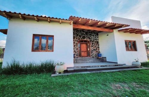 Huasca De Ocampo Ski Chalet | Pet-Friendly Oasis at Casa de Campo Santa Elena - 4 Stars