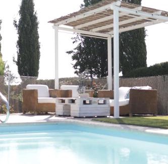 Dosbarrios Villa | Beachfront Casa de campo Villares: Pet-Friendly Retreat