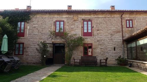Naveda Apartment | Family-Friendly Retreat at Casa de Campoo with Pet Amenities