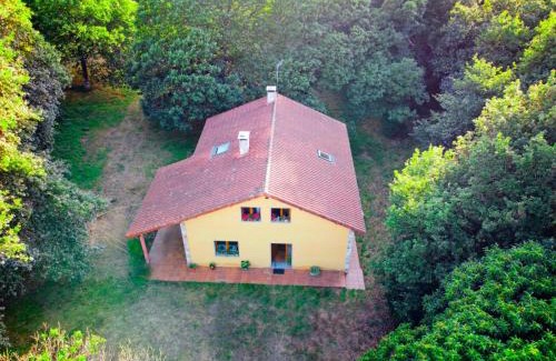 Catasol House | Exceptional CASA DE CIMADEVILA: Pet & Child Friendly Haven