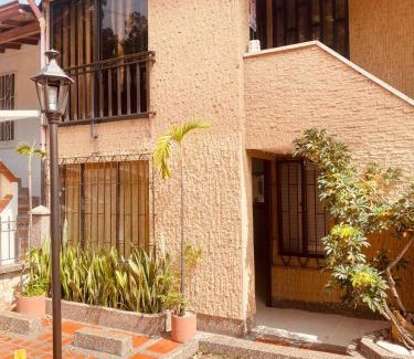 Robledo House | Relaxing Casa de Descanso in Medellín - Family & Pet Friendly