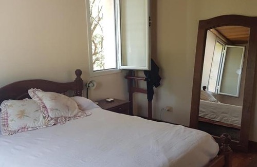 Yocsina Bed & Breakfast | Pet-Friendly Retreat at Casa de El Bosque with Pool