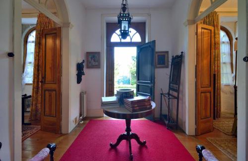 Santa Maria da Feira House | Casa de Fagilde: Family-Friendly Hotel with Pool & Kitchen
