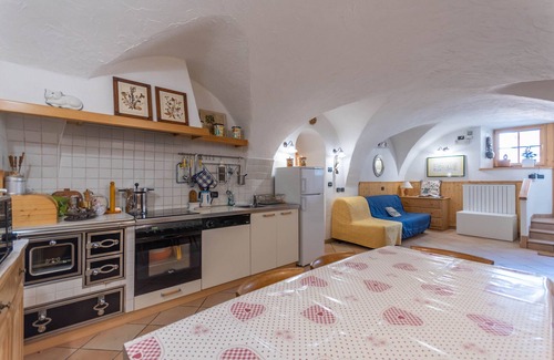 San Giovanni di Fassa Apartment | Casa De Guidi: Family-Friendly Retreat with Pet Amenities
