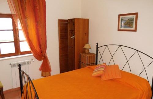 Baiona House | Discover Casa de Hóspedes Celeste: Family-Friendly Getaway