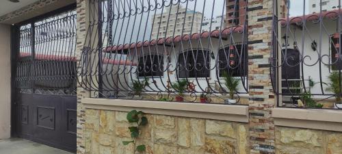 Pacara House | Cozy B&B Finca Vivar: Pet-Friendly Stay with Breakfast
