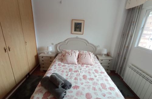 Bustarviejo House | Family-Friendly Retreat at Casa de huéspedes Villa de las Hortensias