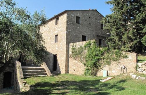 Gello House | Family-Friendly Retreat in Montecatini Val di Cecina
