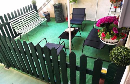 Santa Caterina Villarmosa Apartment | Pet-Friendly Casa del Centro 2P with Restaurant & Kitchen