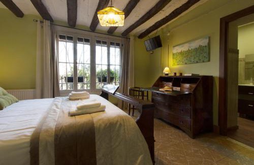 El Redal House | Pet-Friendly Casa de la Condesa with Oceanfront Views