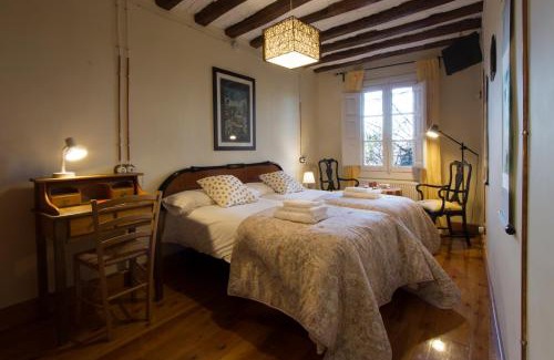 El Redal House | Pet-Friendly Casa de la Condesa with Oceanfront Views