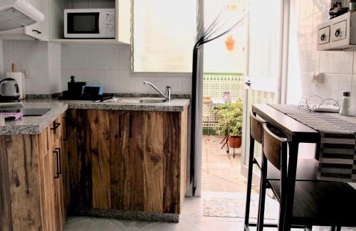 Barrio de la Villa House | Pet-Friendly Casa de La Costurera: Rated 9.5 by Guests