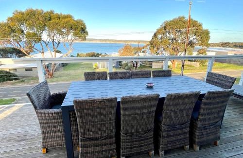 Emu Bay House | Family-Friendly Retreat at Casa de la Isla – 4-Star Escape