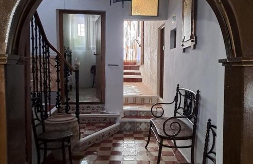 Valverde de Jucar House | Delightful Casa de La Parra: Pet & Child Friendly Stay