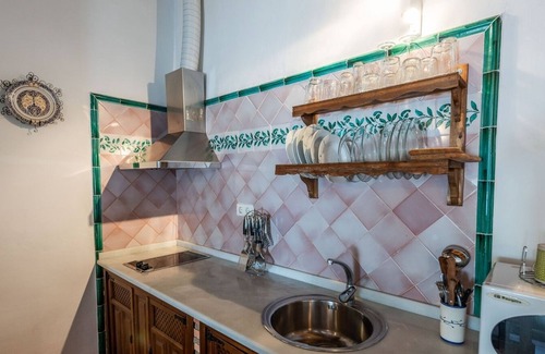 Moclin Villa | Cozy Casa de la Placeta: Your Granada Retreat with Kitchen