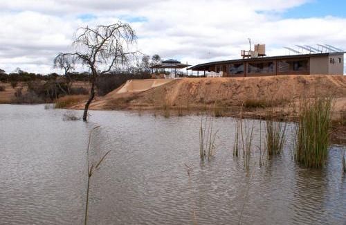 Polokwane Cabin | Pet-Friendly Oasis at Casa de la Presa - Rated 9/10